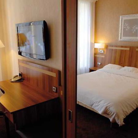 Hotel The Originals Du Grand Monarque Nantes Gare Bagian luar foto